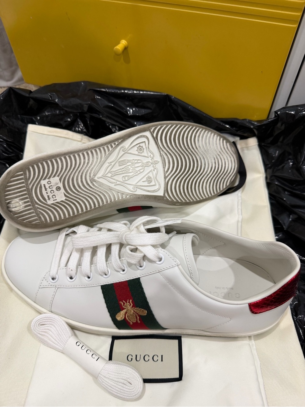 Gucci Men's Ace Sneaker With Bee, Gucci Shoes, Size 41 EU - Picture 5 of 7
